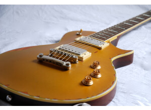 LTD EC-256 - Aged Vintage Gold (93072)