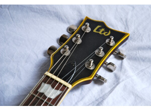 LTD EC-256 - Aged Vintage Gold (52826)