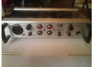 Native Instruments Audio 8 DJ (37602)