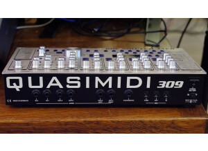 Quasimidi Rave-O-Lution 309-2