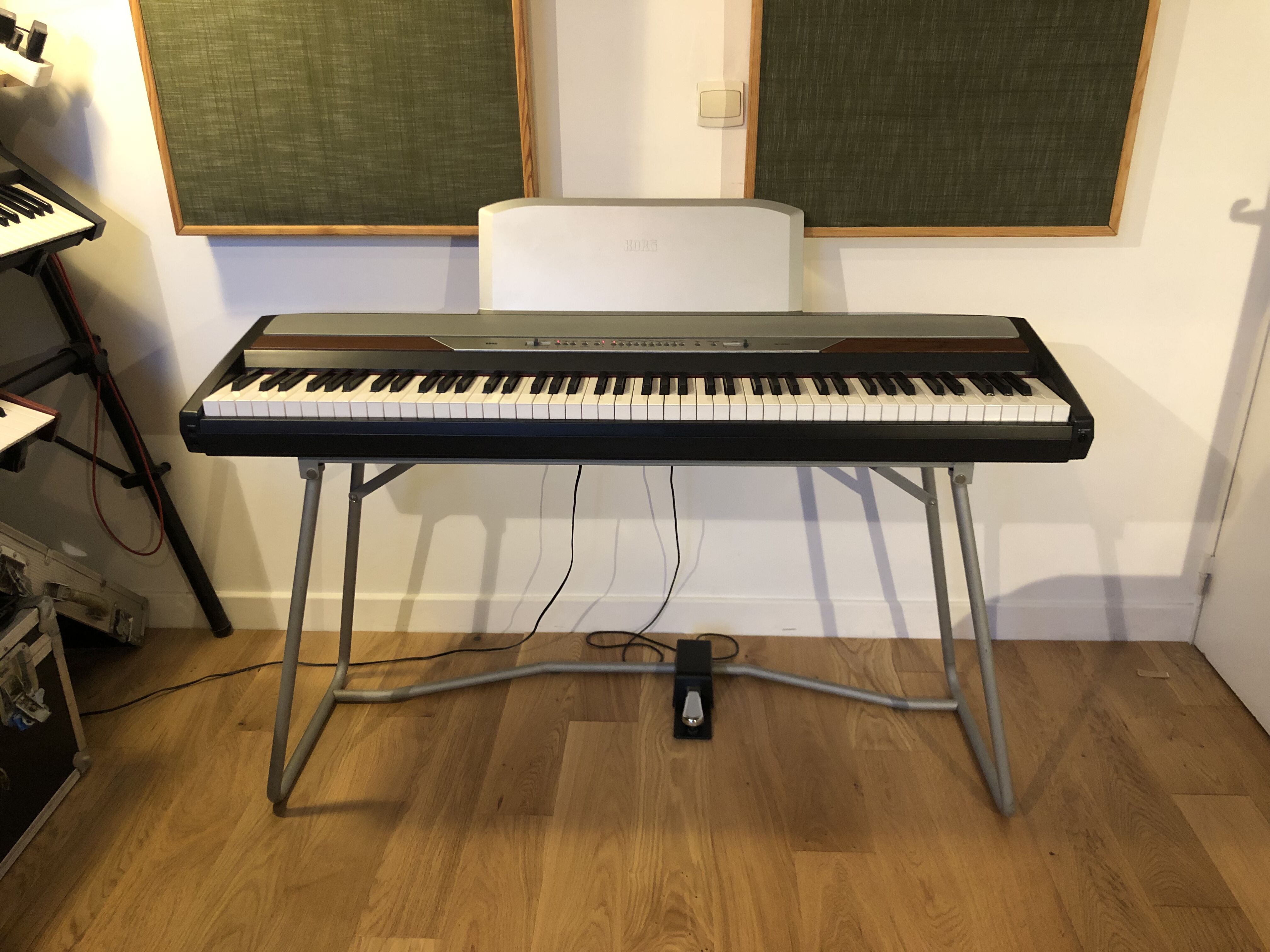 Pictures and images Korg SP-250 - Audiofanzine Pictures and images Korg SP-250 - Audiofanzine