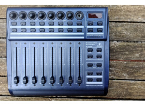 Behringer B-Control Fader BCF2000 (9139)