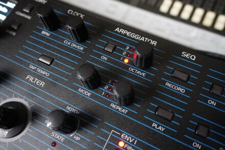 TEO-5 2tof 18 Trois quart droite zoom Arp TEO-5 2tof 18 Trois quart droite zoom Arp