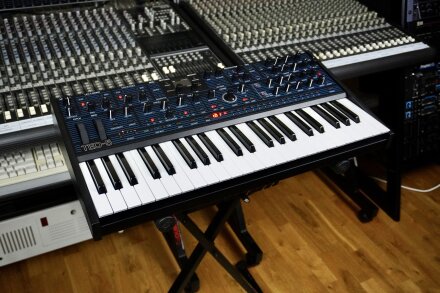 TEO-5 2tof 03 Trois quart gauche 2 TEO-5 2tof 03 Trois quart gauche 2