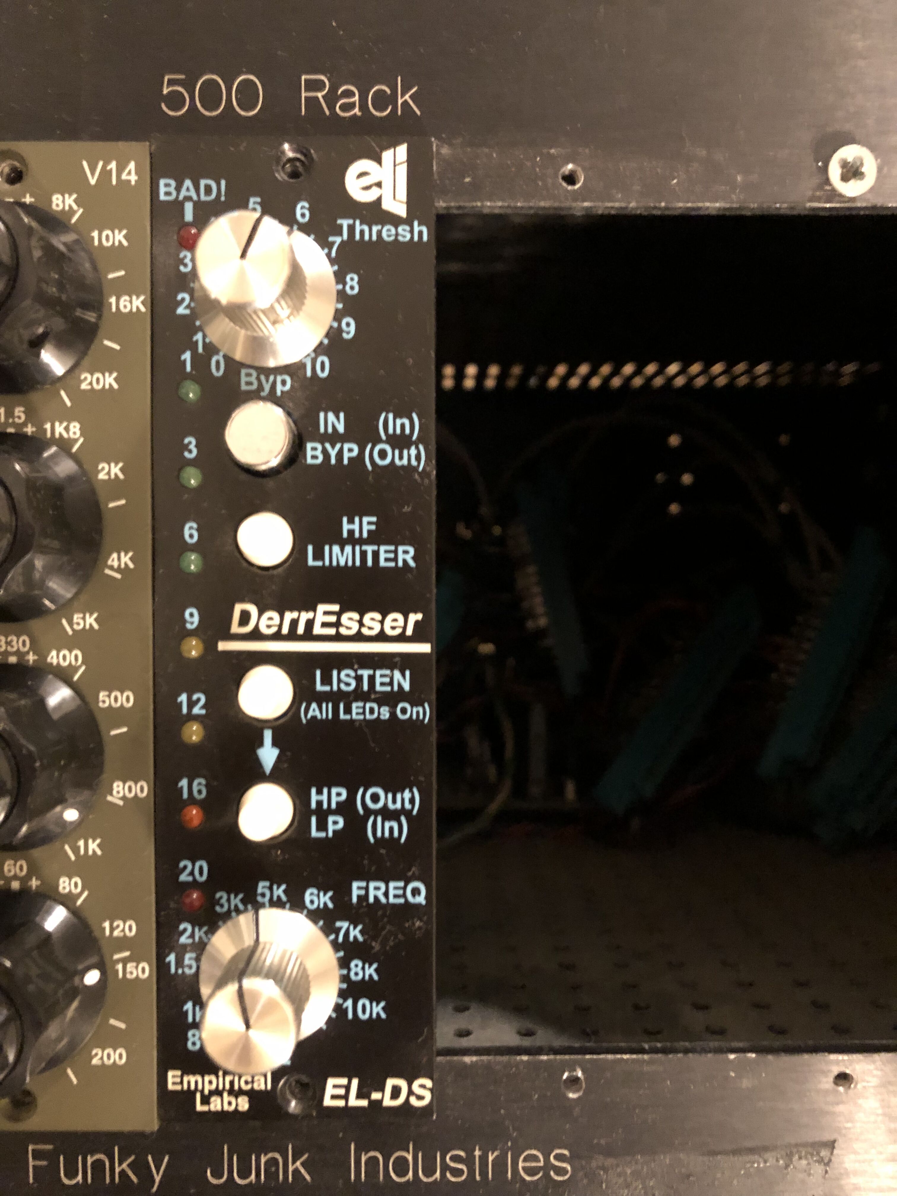 VENDS EMPIRICAL LABS DERRESSER