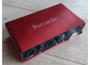 Focusrite Scarlett2 2i2 (48608)