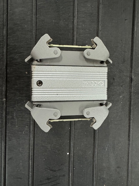 Vends coupleur Harting 40 points