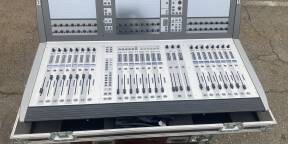 Console VI 2000 SOUNDCRAFT avec flight