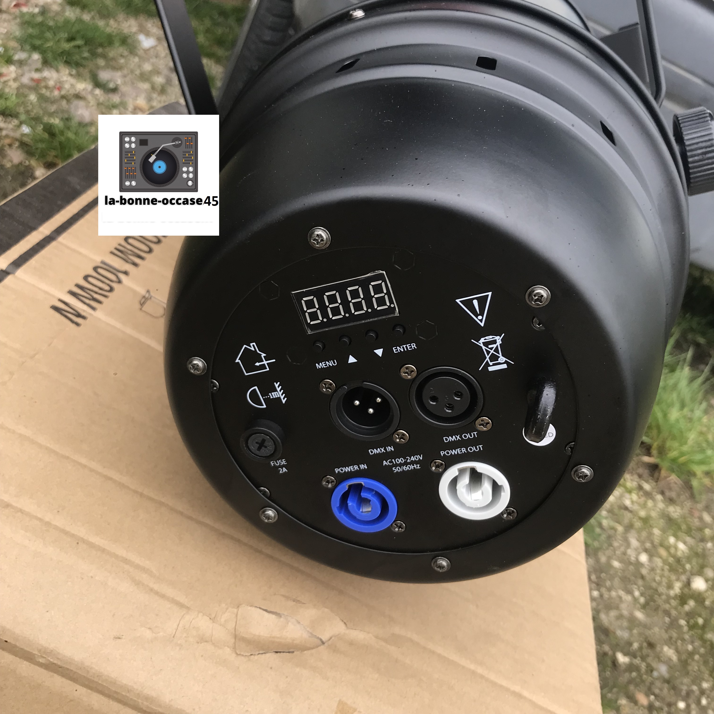 Vend PAR COB ZOOM Led Collyns