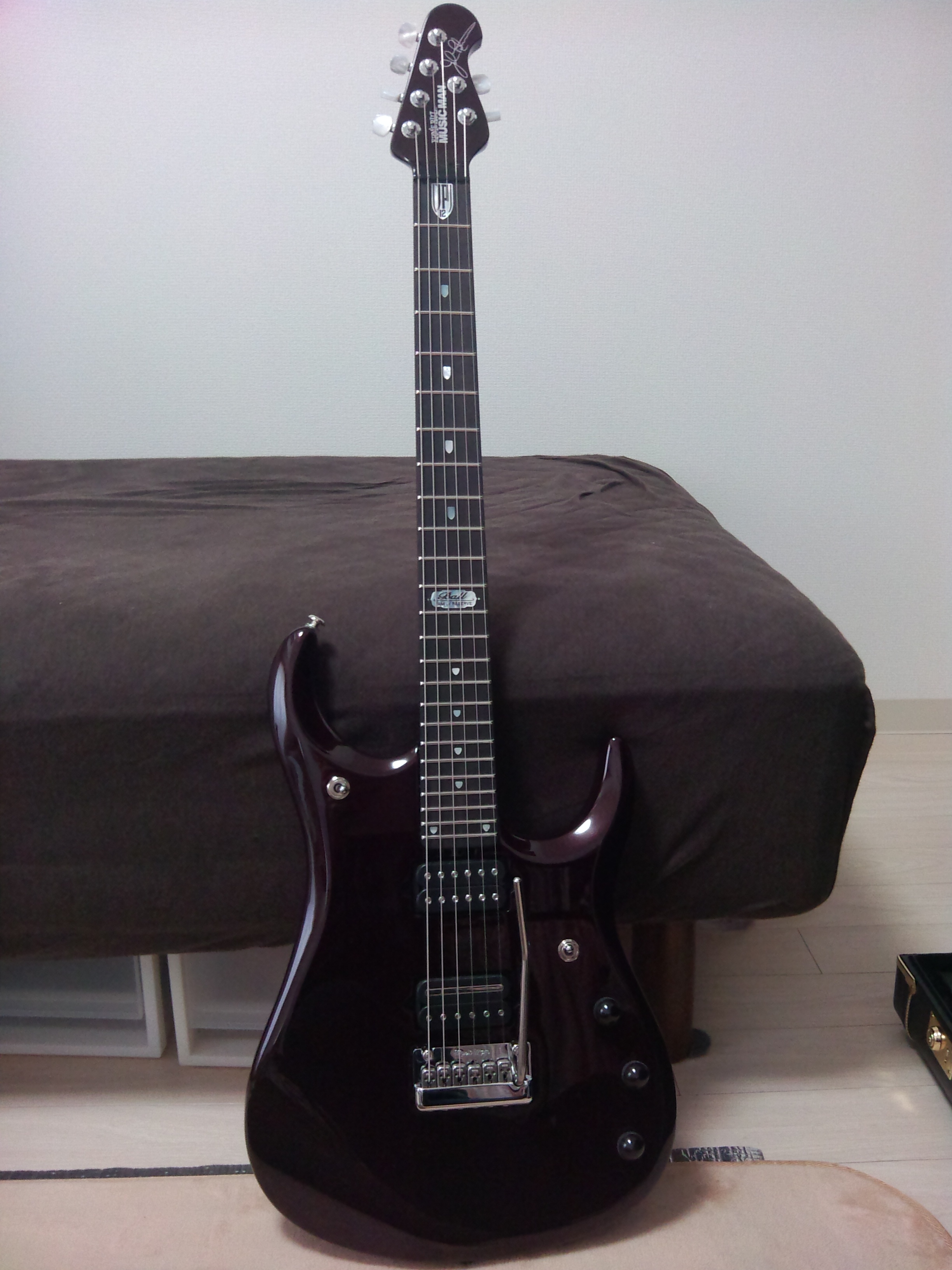 Music Man JP12 6