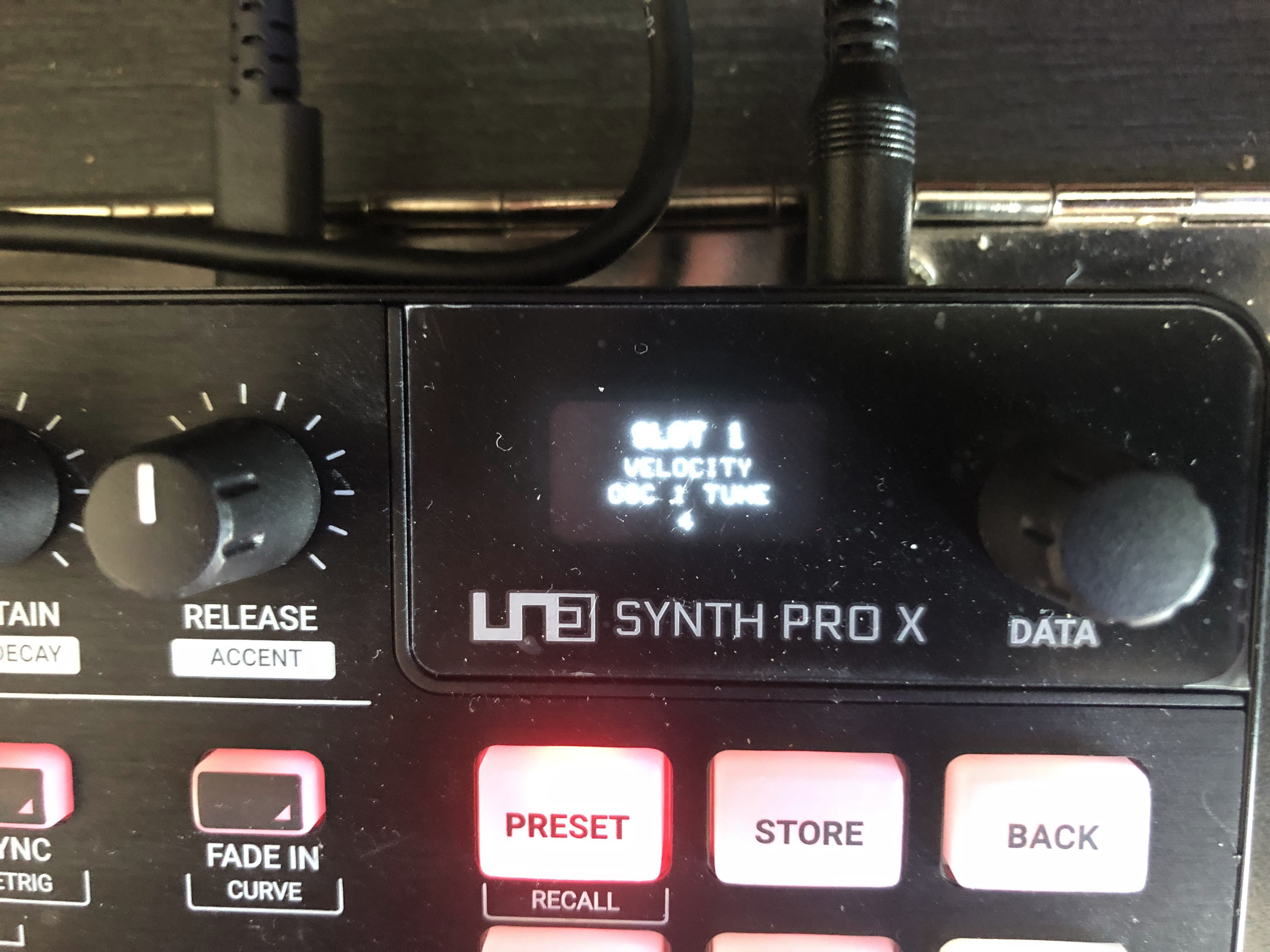IK Multimedia UNO Synth Pro X