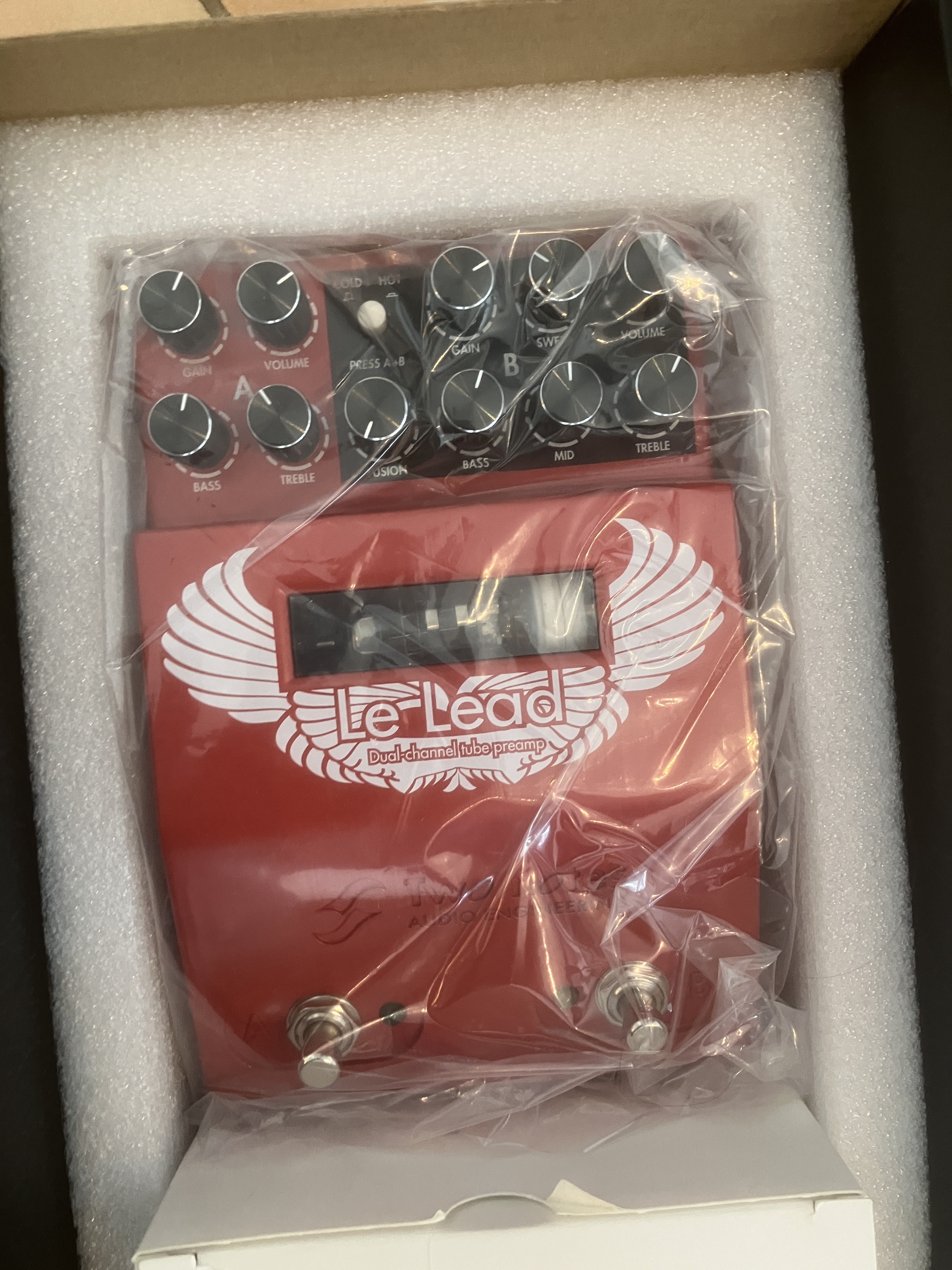 Vends préampli à lampes Two Notes Le Lead