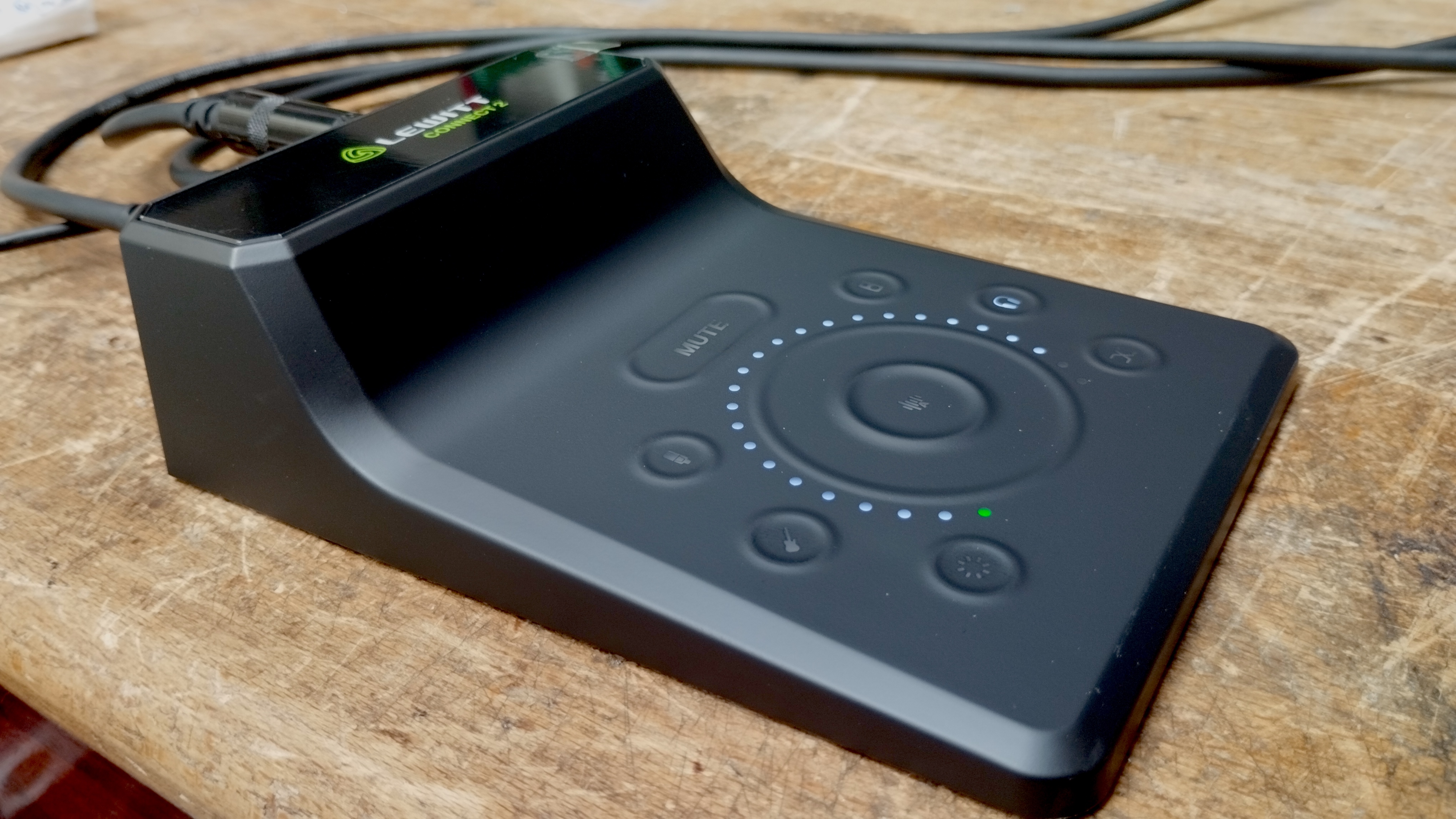 Lewitt Connect 2 ensemble