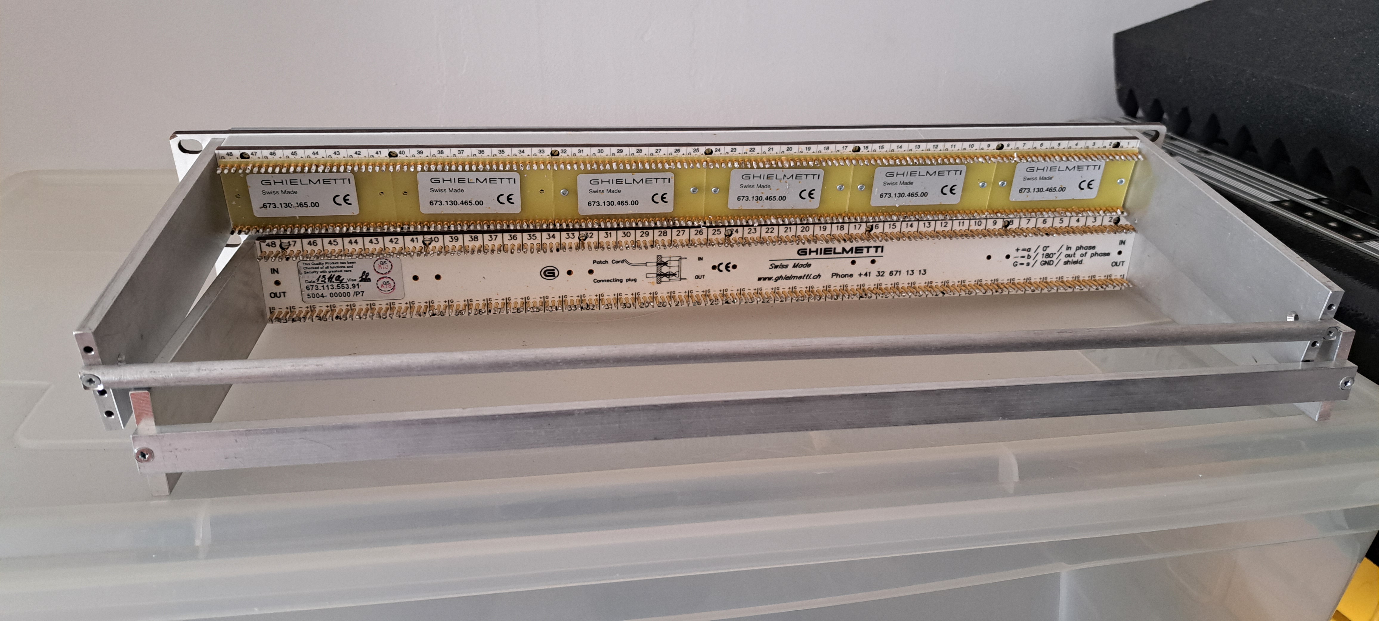 2 patches Ghielmetti 1x48AV