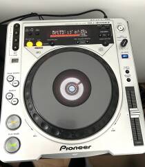 Pioneer CDJ-800 MK2