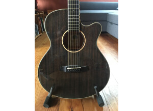 F4B39630-F904-4302-8D02-1F6A234C8C5D