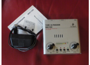 Behringer MIC100