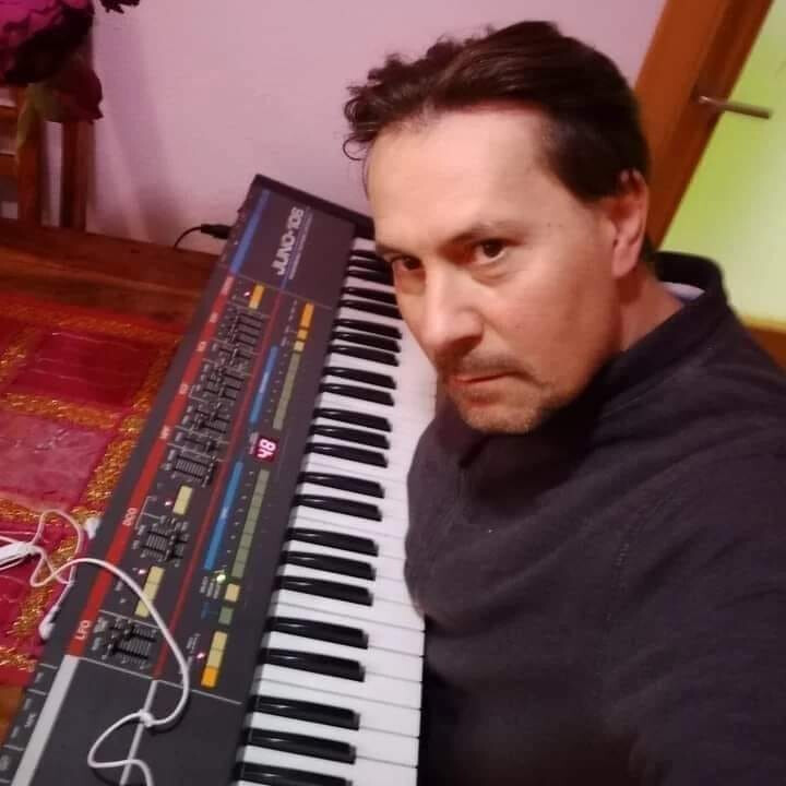 6127881.jpg 6127881.jpg