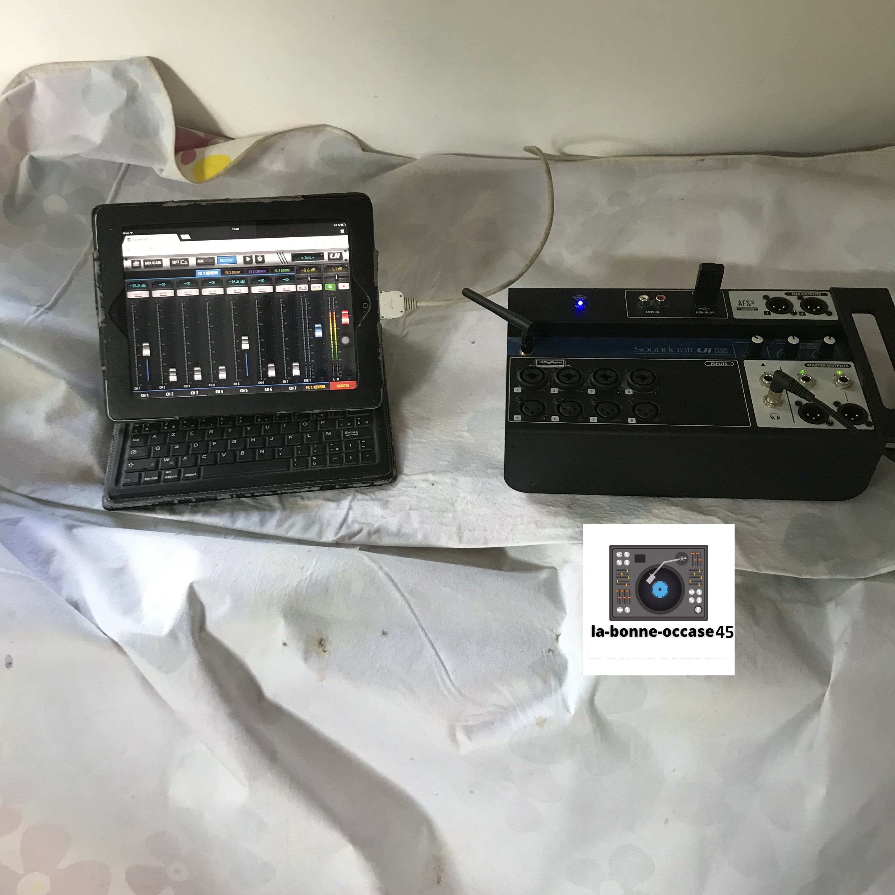 Vend console Ui 12 Soundcraft