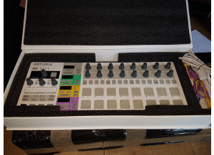 Arturia BeatStep Pro (77239)
