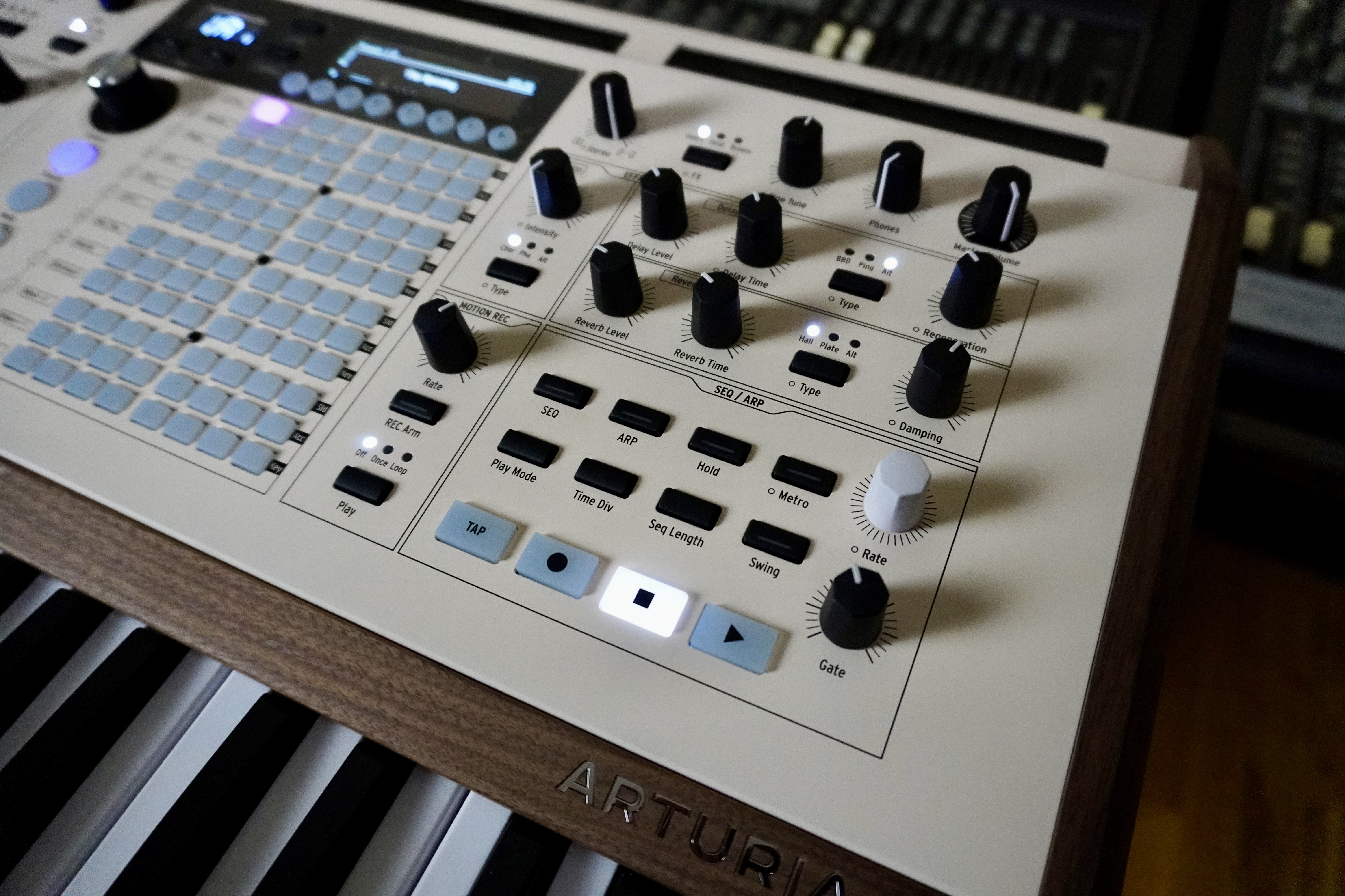 PolyBrute-12 2tof 12 FX Seqencer