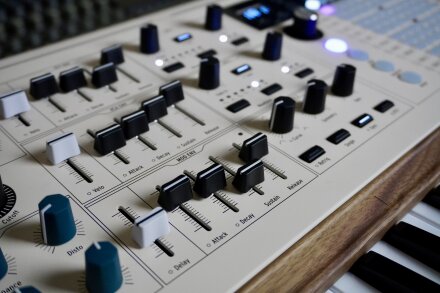 PolyBrute-12 2tof 19 Env LFO PolyBrute-12 2tof 19 Env LFO