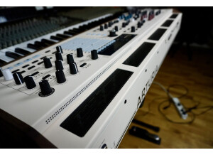 PolyBrute-12 2tof 34 Grilles