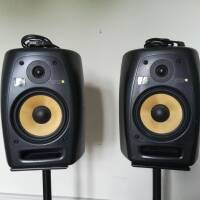 PAIRE KRK VXT 8, en EXCELLENT ETAT.