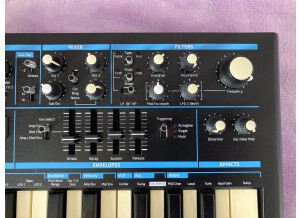 Novation Bass Station II (6680)