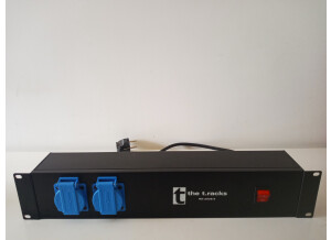 the t.racks Racksteckdose (70117)