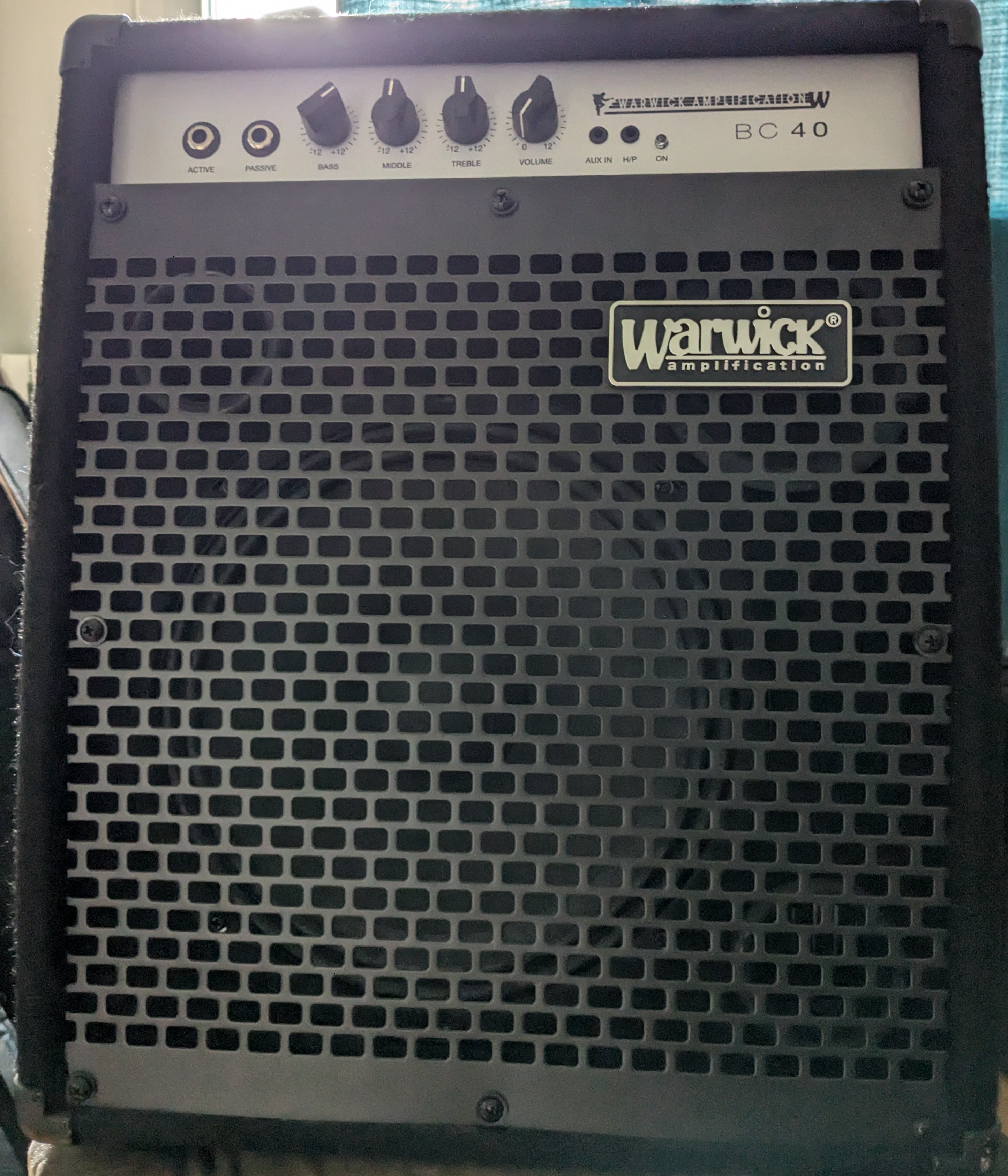 BC 40 - Warwick BC 40 - Audiofanzine