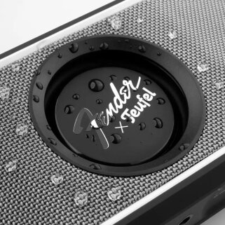 Fender Rockster GO 2 : Rockster GO 2WATERPROOF Fender Rockster GO 2 : Rockster GO 2WATERPROOF