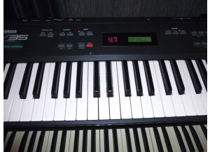 Yamaha SY35 (31740)