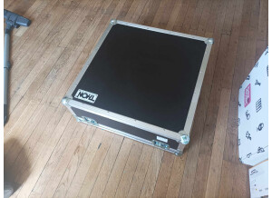 Thon FLY CASE POUR BEHRINGHER X32 COMPACT (69326)