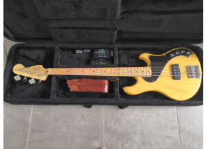 Fender Deluxe Dimension Bass IV (2013) (96362)