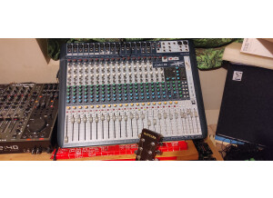 Soundcraft Signature 22 (14360)