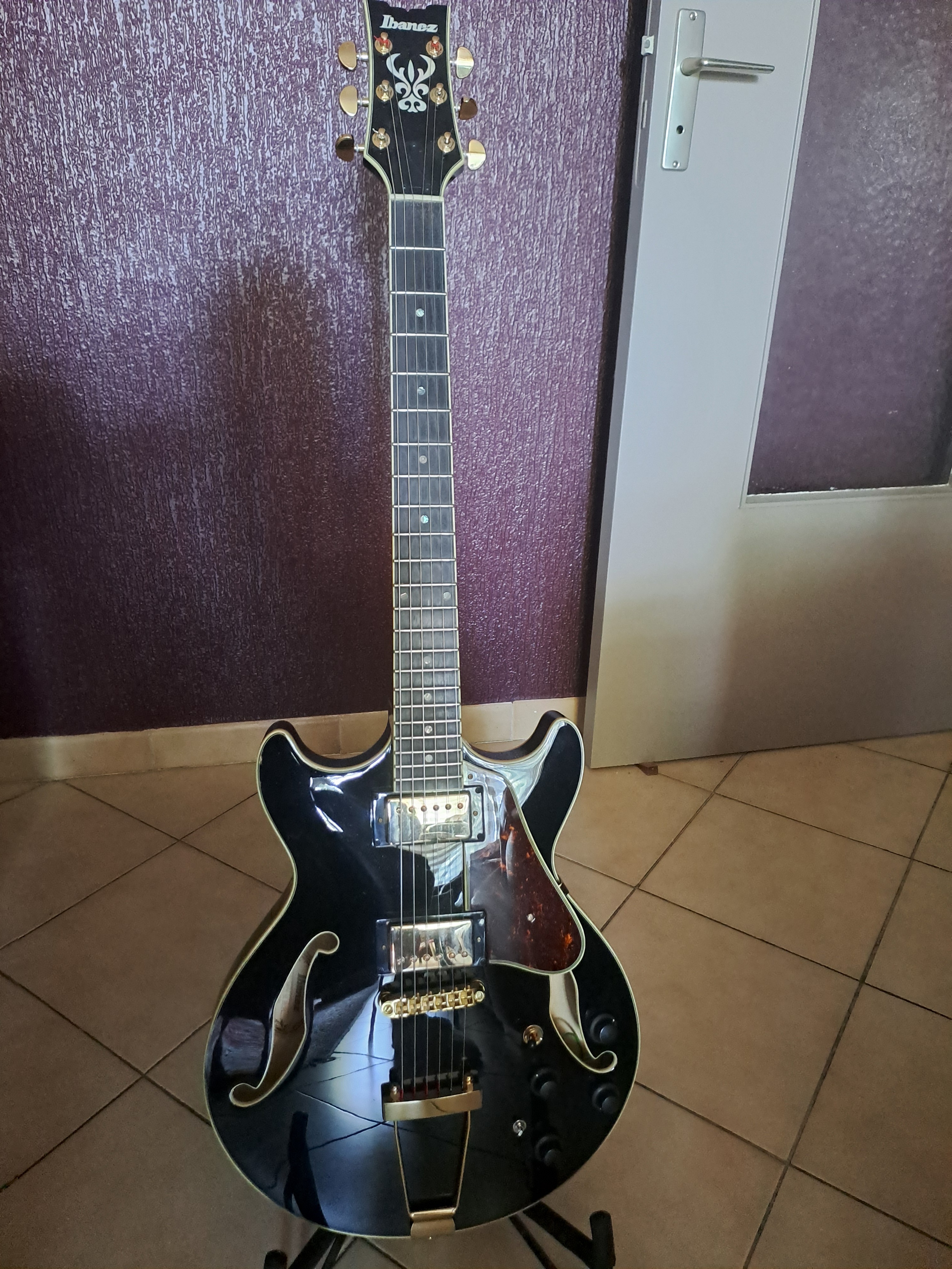 Ibanez AMH90-BK Artcore Expressionist 2021 - Present - Black