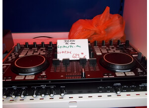 Denon DJ DN-MC6000 (42948)