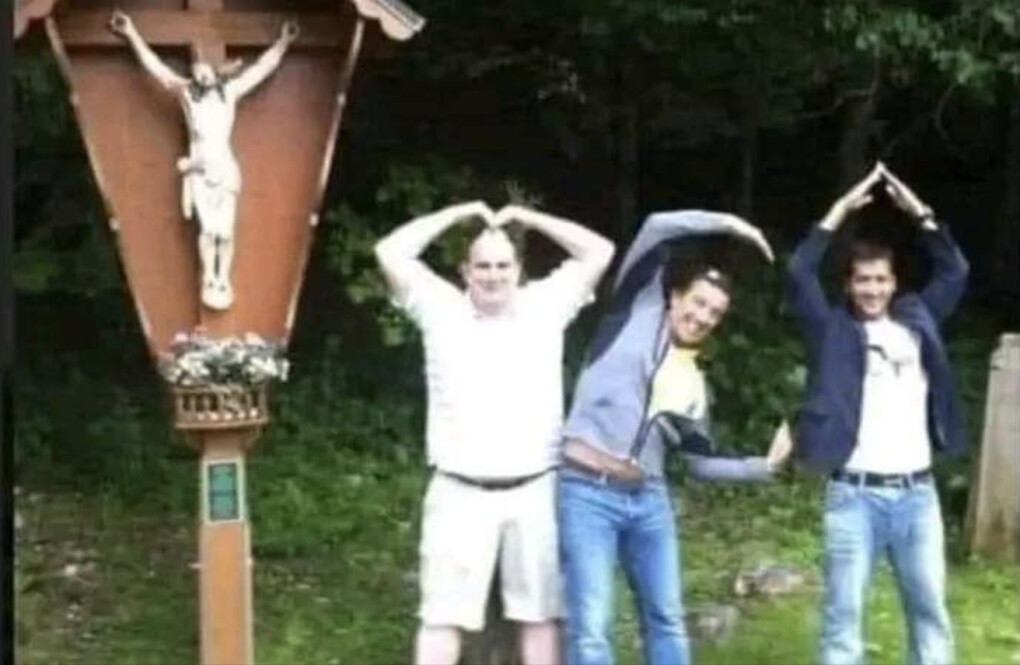 6153006.png 6153006.png