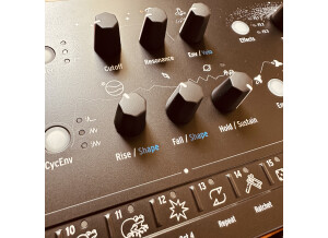 Arturia MiniFreak Stellar (92)