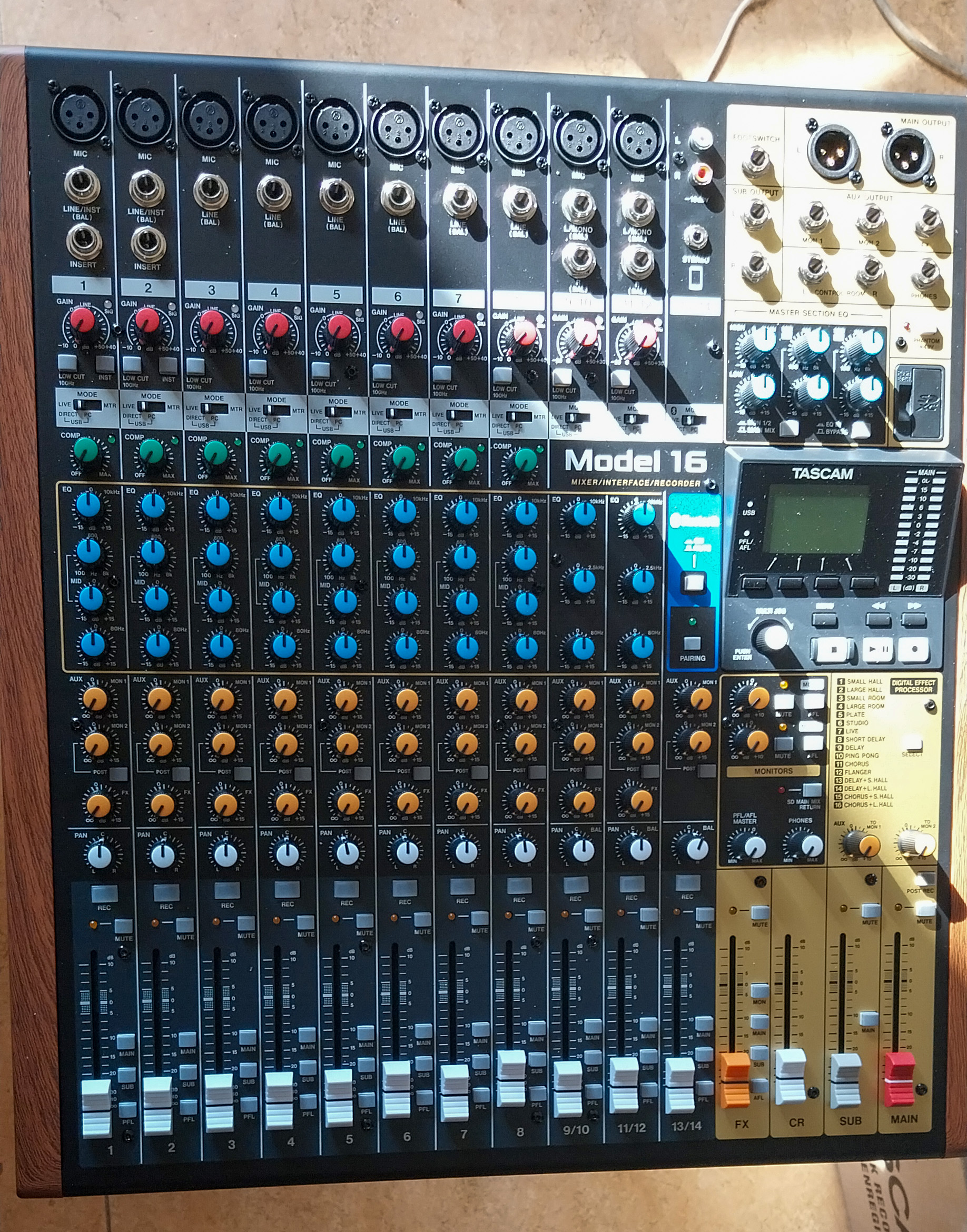 Tascam Model 16