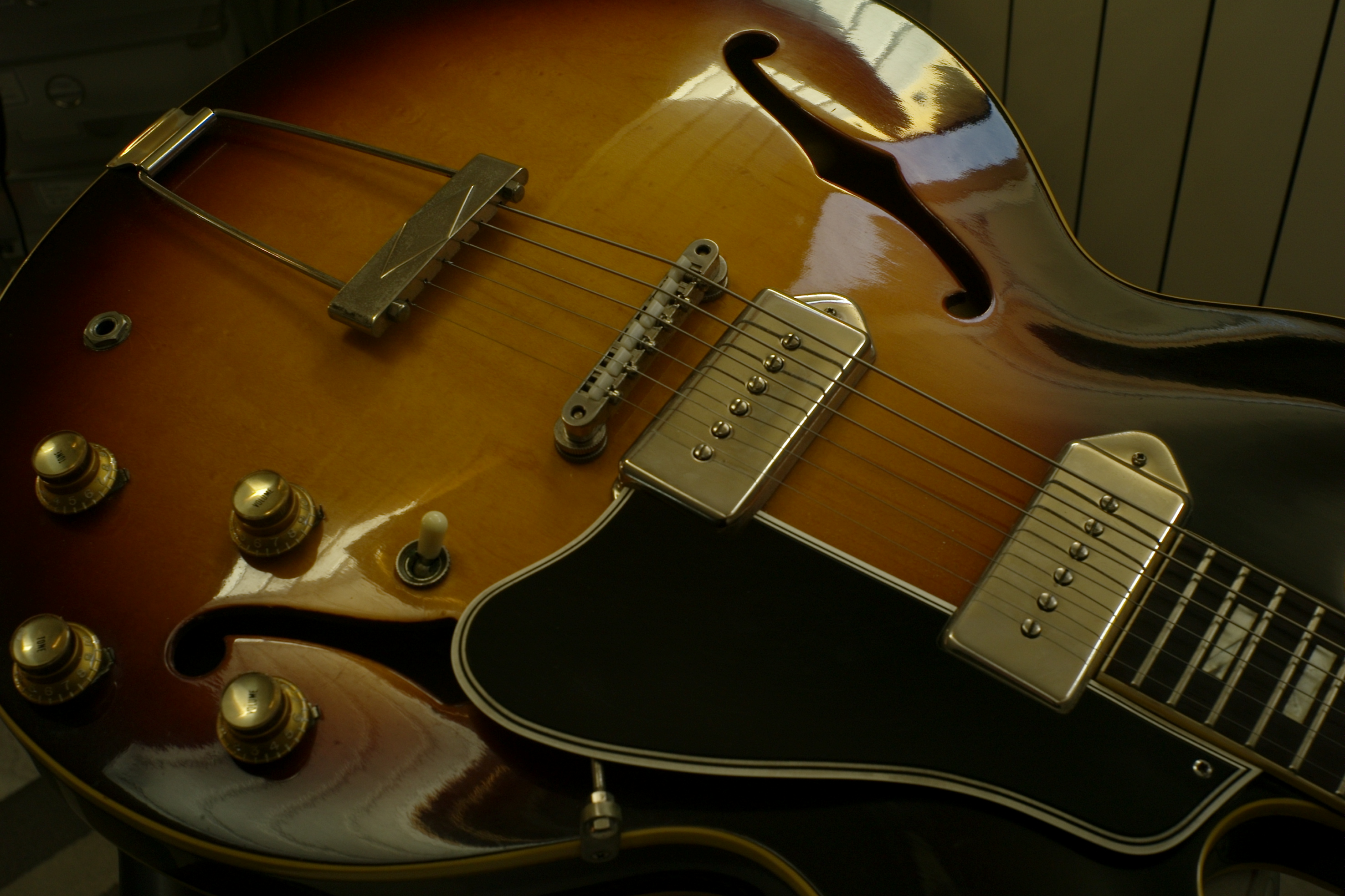 Gibson ES-330TD