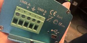 Cause double emploi vends interface DMX 1.024 canaux