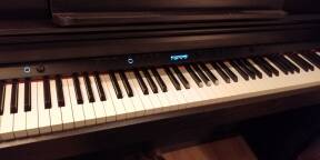 Vends piano numérique Roland LX 705
