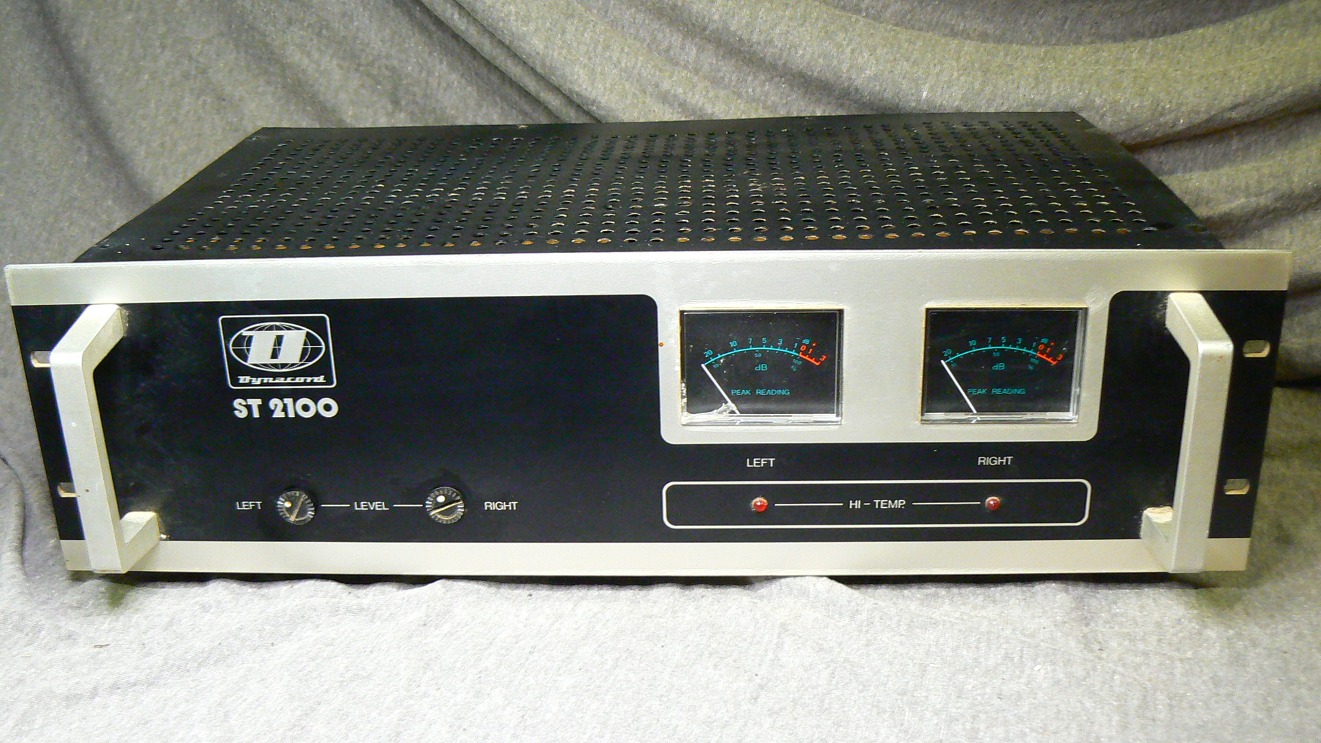 Vends Dynacord ST2100 ampli 