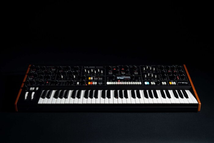 MOOG - Muse - On Black - 300ppi -1 MOOG - Muse - On Black - 300ppi -1
