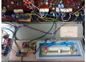 Roland SH-1 (38440)