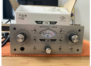 Universal Audio 710 Twin-Finity (19757)