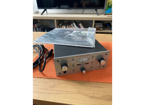Universal Audio 710 Twin-Finity (76278)