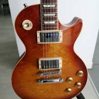 vends Lespaul Gibson Standard Premium plus Birdseyes Maple AAA, année 2O12
